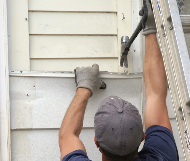 Understanding Siding Removal Costs